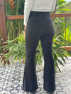 Pantalón tipo leggings, cropped flare, tiro alto Filomena Negro